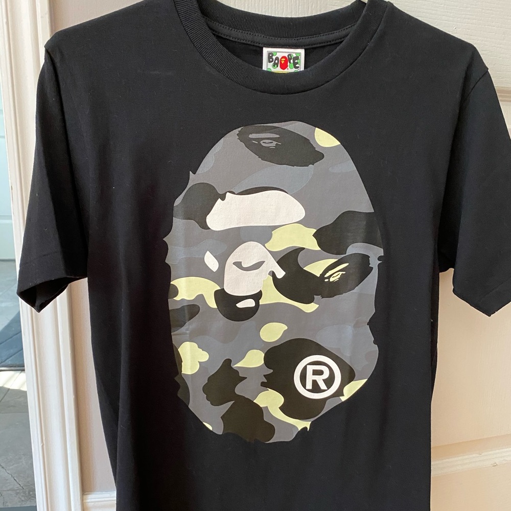Bape shirt size small perfect condition!!